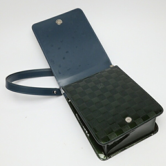 LOUIS VUITTON Green Damier Shoulder Bag - Picture 6 of 10